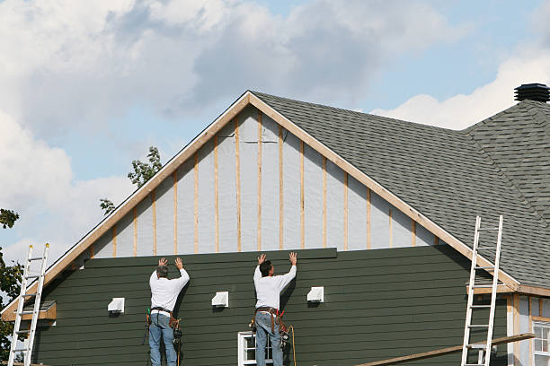 Professional Siding technician working in Rock Creek, MN